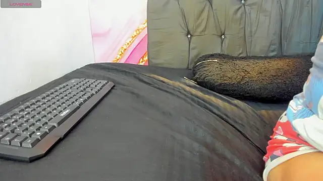 Blair BigTits online show from 02/05/26, 12:01