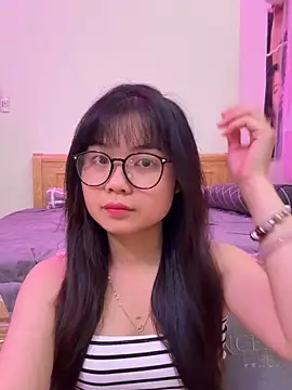    KARA    online show from 04/15/26, 07:58