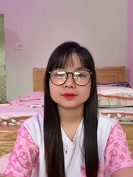    KARA    online show from 03/24/26, 04:01