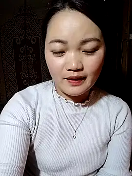 Snapshot of miluxa chatting on 12/16/25, 10:19 miluxa online show from 12/16/25, 10:19