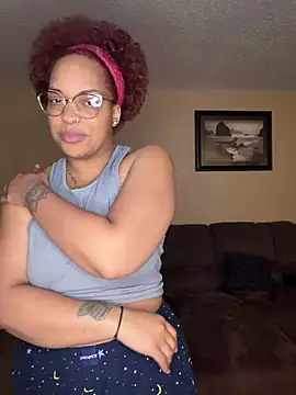 SweeTexasKyn online show from 05/02/26, 01:44