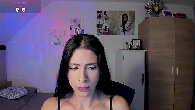 Snapshot of VEROSlen- chatting on 05/25/26, 12:54 VEROSlen- online show from 05/25/26, 12:54