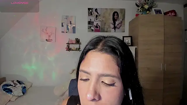 Snapshot of VEROSlen- chatting on 06/28/26, 03:35 VEROSlen- online show from 06/28/26, 03:35