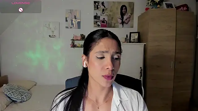 Snapshot of VEROSlen- chatting on 07/03/26, 03:24 VEROSlen- online show from 07/03/26, 03:24
