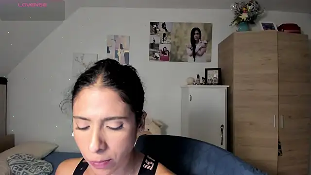 VEROSlen- online show from 02/26/26, 02:22