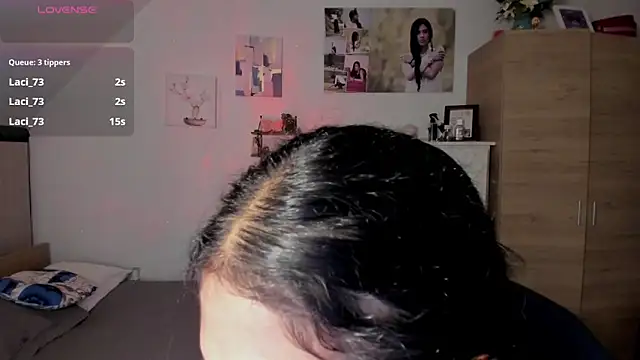 Snapshot of VEROSlen- chatting on 06/05/26, 03:44 VEROSlen- online show from 06/05/26, 03:44