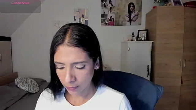 Snapshot of VEROSlen- chatting on 05/29/26, 02:39 VEROSlen- online show from 05/29/26, 02:39