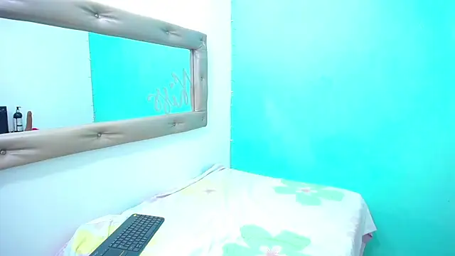 Snapshot of nicol_grey chatting on 02/24/26, 02:45 nicol grey online show from 02/24/26, 02:45