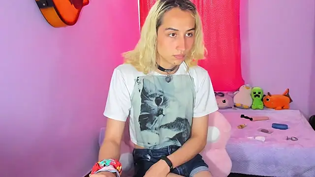 Snapshot of Elis-Darling chatting on 02/04/26, 07:31 Elis-Darling online show from 02/04/26, 07:31