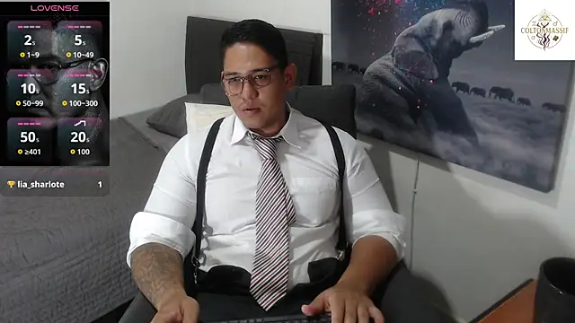 Snapshot of coltonmassiff chatting on 06/11/26, 05:21 coltonmassiff online show from 06/11/26, 05:21