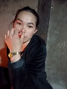 Girl cutee online show from 02/18/26, 11:45