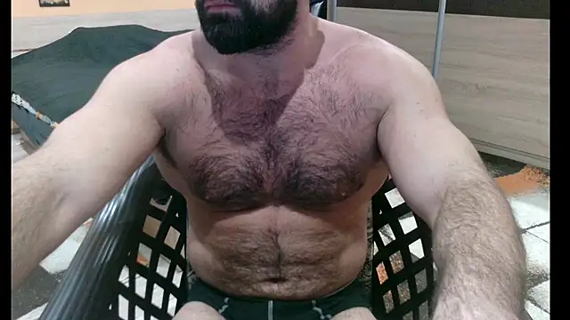 Snapshot of alieninhumanbody1 chatting on 12/18/25, 04:11 alieninhumanbody1 online show from 12/18/25, 04:11