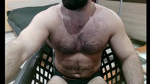 Snapshot of alieninhumanbody1 chatting on 12/16/25, 06:06 alieninhumanbody1 online show from 12/16/25, 06:06