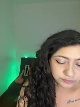 Amyy 1 online show from 05/26/26, 06:39