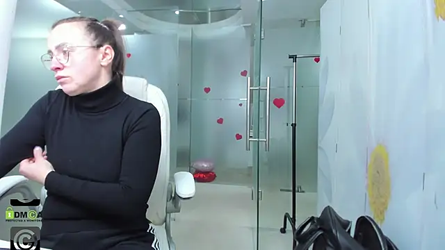 missdominna online show from 04/09/26, 02:46