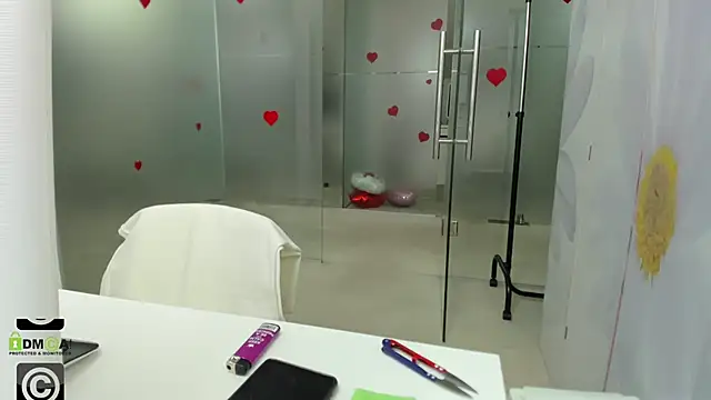missdominna online show from 05/13/26, 02:51