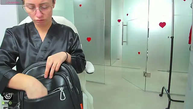 missdominna online show from 01/11/26, 03:46