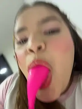 melanie hh1 online show from 12/20/25, 05:54