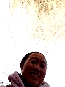 Snapshot of lemon-beo chatting on 12/16/25, 07:45 lemon-beo online show from 12/16/25, 07:45