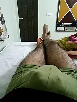 Tall7boy7 online show from 12/21/25, 01:19