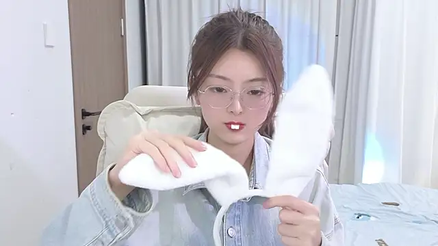 Koikoi    online show from 03/19/26, 05:40