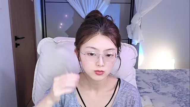 Koikoi    online show from 04/03/26, 06:42