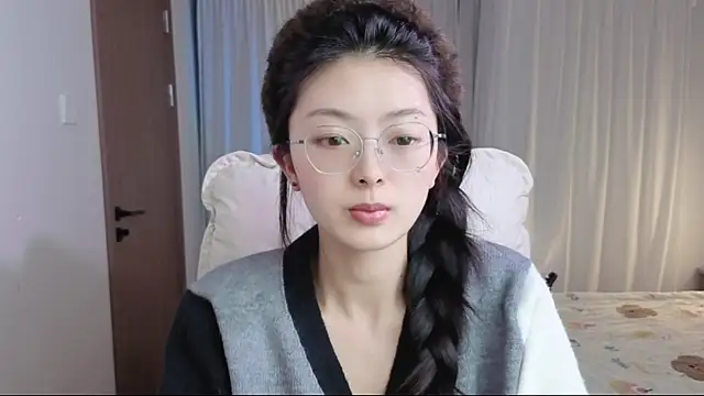 Snapshot of Koikoi___ chatting on 02/11/26, 04:45 Koikoi online show from 02/11/26, 04:45