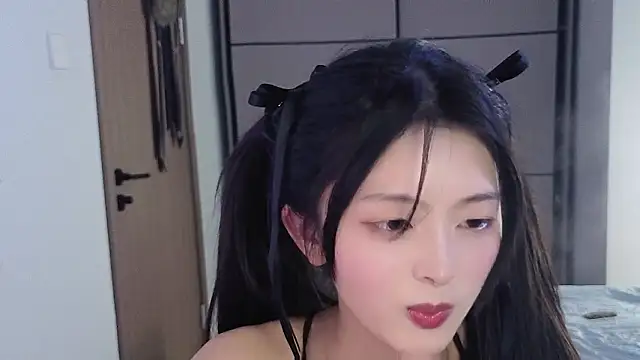 Snapshot of Koikoi___ chatting on 01/15/26, 02:53 Koikoi online show from 01/15/26, 02:53