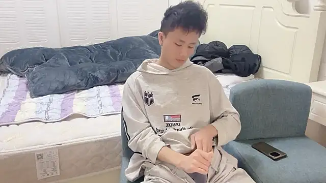 Snapshot of hexiangzb chatting on 12/16/25, 11:58 hexiangzb online show from 12/16/25, 11:58