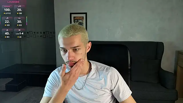 KaydenDrew online show from 05/17/26, 04:23