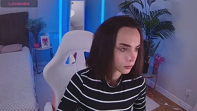 Dayana Foxy online show from 12/22/25, 08:03