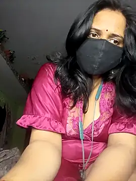 DIRTY-MOMS online show from 12/22/25, 04:18