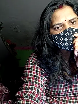 DIRTY-MOMS online show from 01/08/26, 04:13