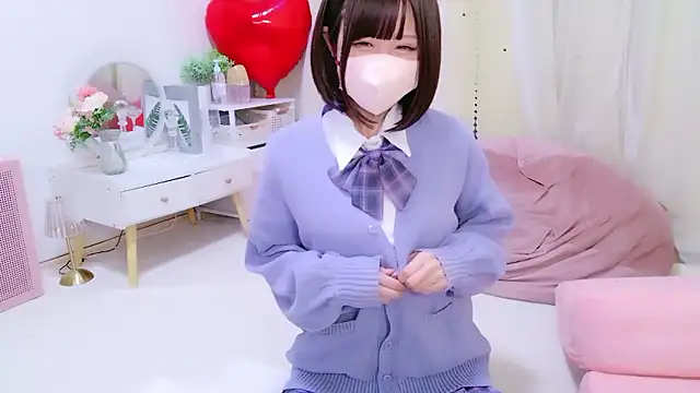 Snapshot of Nazuna_727 chatting on 02/11/26, 04:34 Nazuna 727 online show from 02/11/26, 04:34