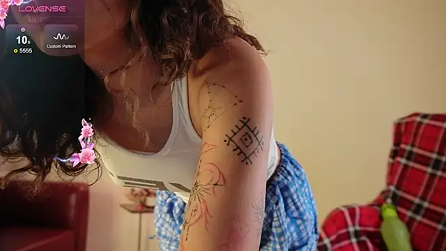 prancing girl online show from 04/16/26, 03:07