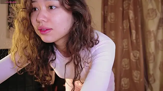 prancing girl online show from 05/24/26, 01:27
