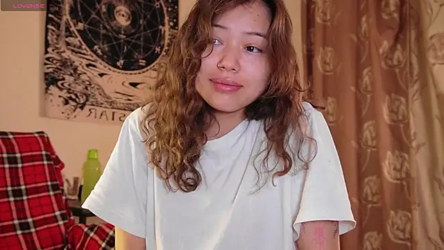 prancing girl online show from 06/09/26, 02:01