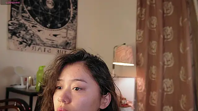 prancing girl online show from 05/11/26, 01:51