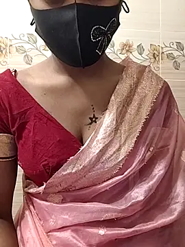 Snapshot of Puspita-Ray chatting on 12/18/25, 01:59 Puspita-Ray online show from 12/18/25, 01:59