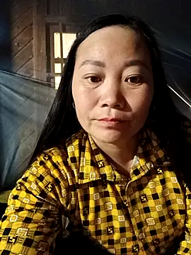 Sara03 online show from 12/18/25, 12:16