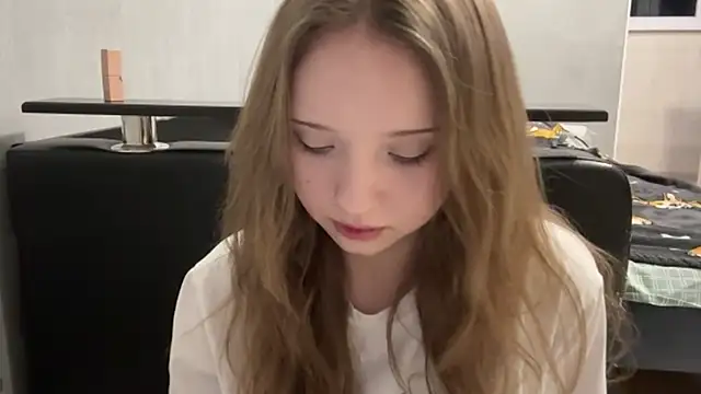 Princessofcashe online show from 12/17/25, 04:12