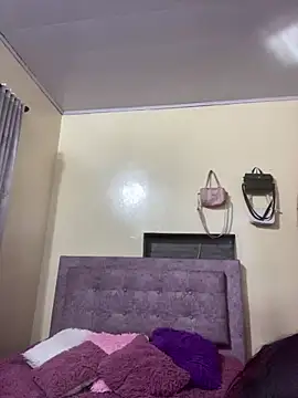 Candy LS online show from 02/02/26, 08:41