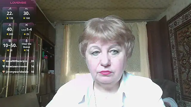 Snapshot of Casey_peach chatting on 04/25/26, 02:03 Casey peach online show from 04/25/26, 02:03