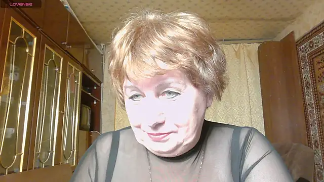 Casey peach online show from 01/11/26, 04:03