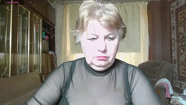 Snapshot of Casey_peach chatting on 03/29/26, 04:14 Casey peach online show from 03/29/26, 04:14