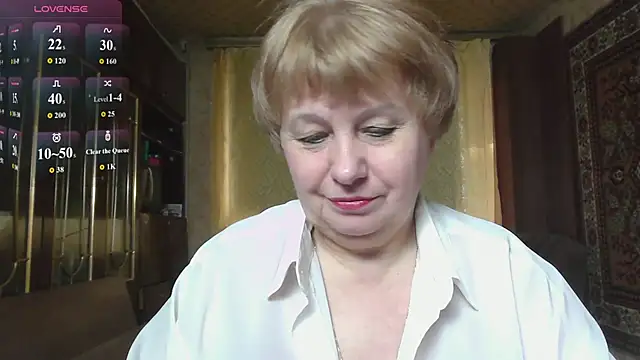 Snapshot of Casey_peach chatting on 04/26/26, 01:30 Casey peach online show from 04/26/26, 01:30