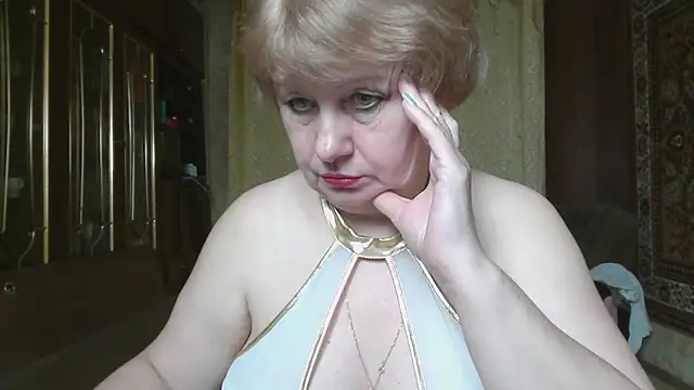 Snapshot of Casey_peach chatting on 05/28/26, 05:08 Casey peach online show from 05/28/26, 05:08