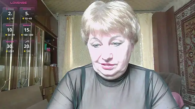 Snapshot of Casey_peach chatting on 04/05/26, 04:30 Casey peach online show from 04/05/26, 04:30