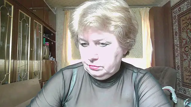 Snapshot of Casey_peach chatting on 03/31/26, 06:48 Casey peach online show from 03/31/26, 06:48