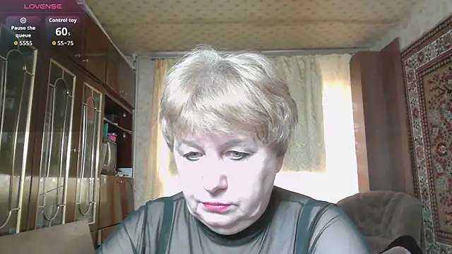 Snapshot of Casey_peach chatting on 04/06/26, 06:25 Casey peach online show from 04/06/26, 06:25
